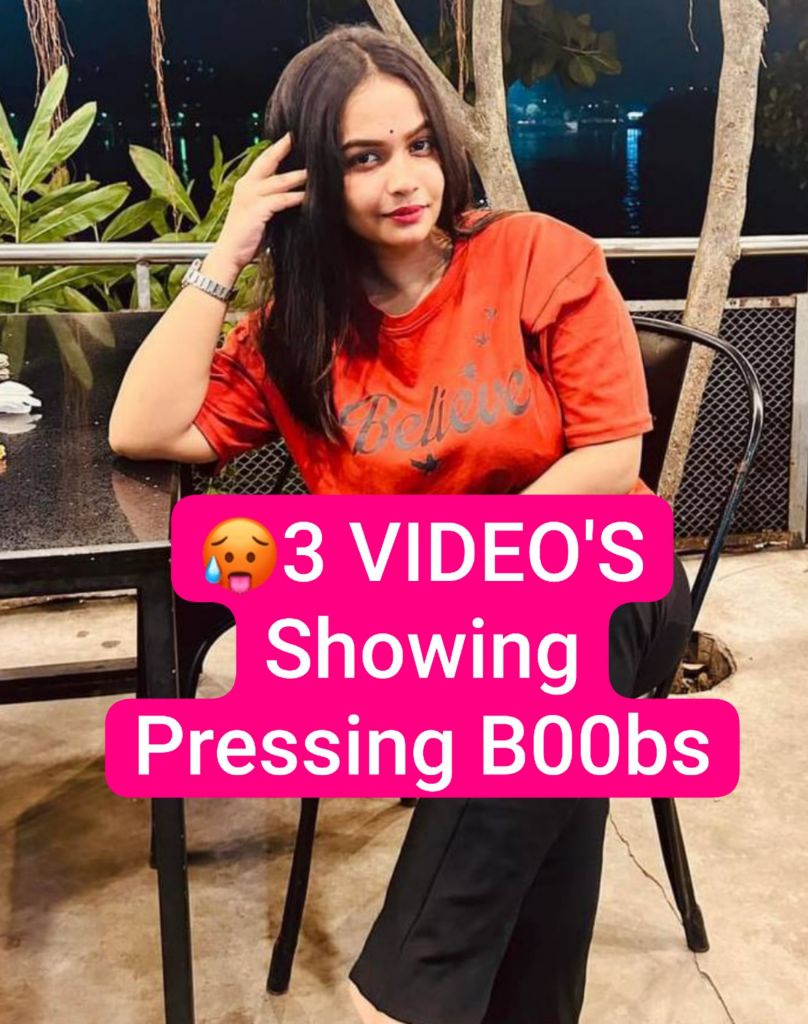 Famous Singer Latest Trending Most Exclusive Viral Stuff Total 3 VIDEO’S Showing Pressing Huge Boobs