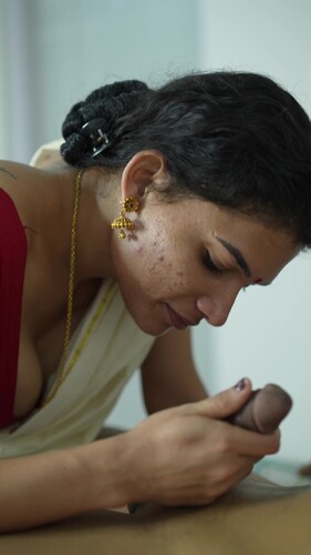 Reshmi Nair ~ Hot Exclusive Video Blowjob To A New GUY