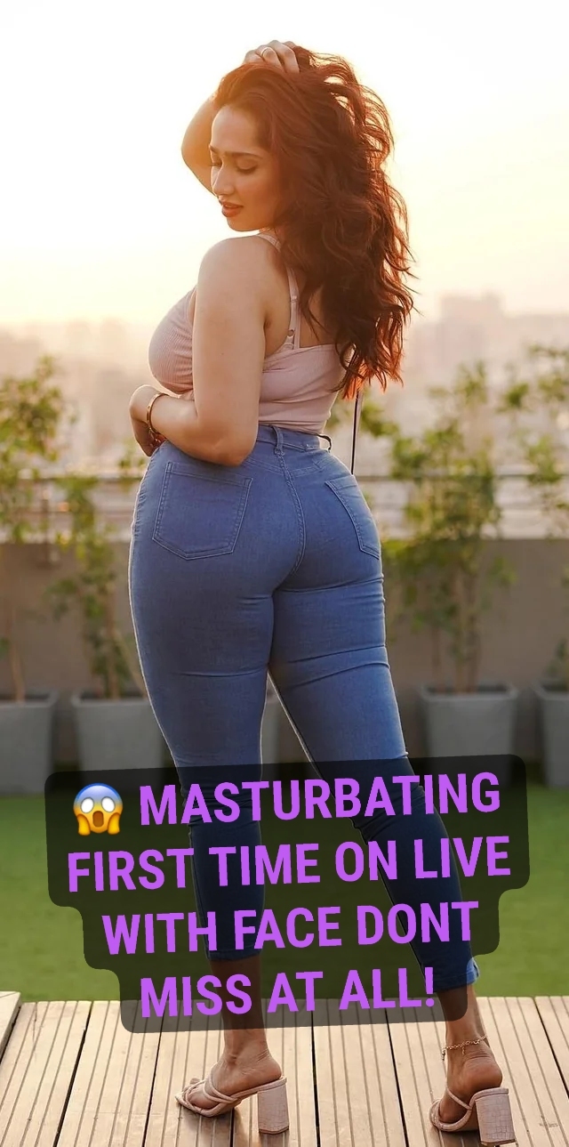 ADITI MISTRY ~ MASTURBATING ON LIVE FOR THE FIRST TIME!!!